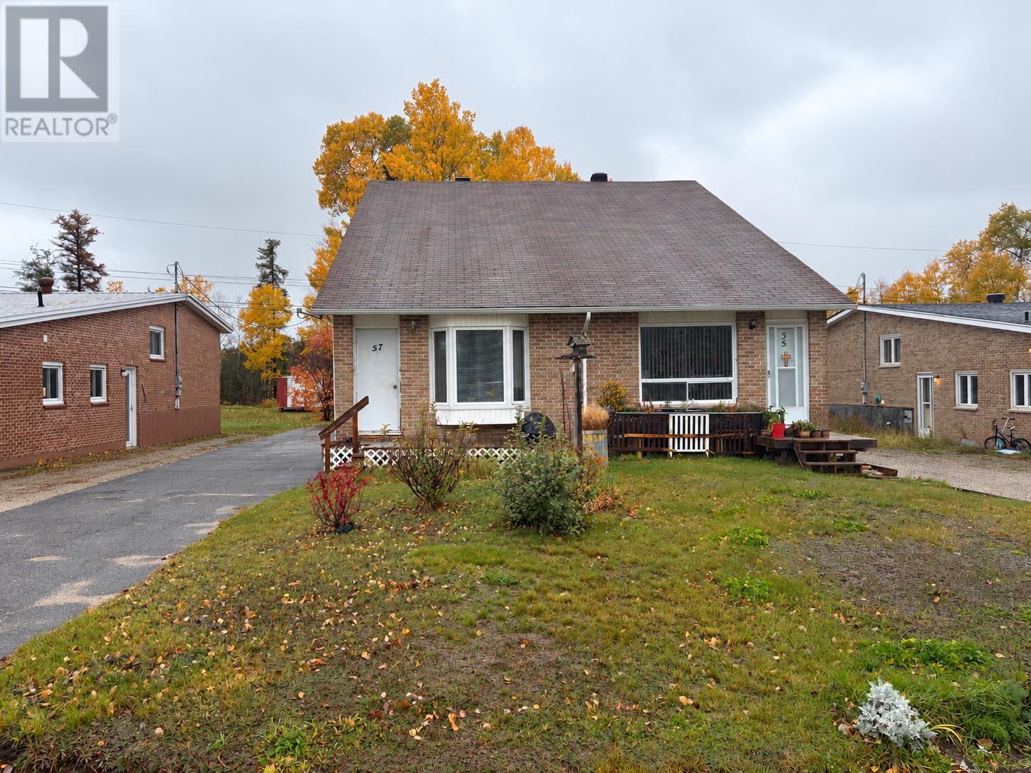 57 Winnipeg St S, White River, Ontario P0M 3G0 - Photo 1 - SM262870