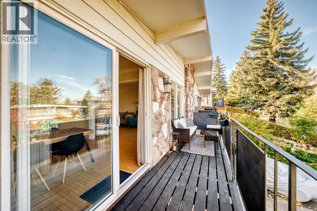 1005 Hunterhaven Road NW, Calgary, Alberta  T2K 4K4 - Photo 17 - A2352262