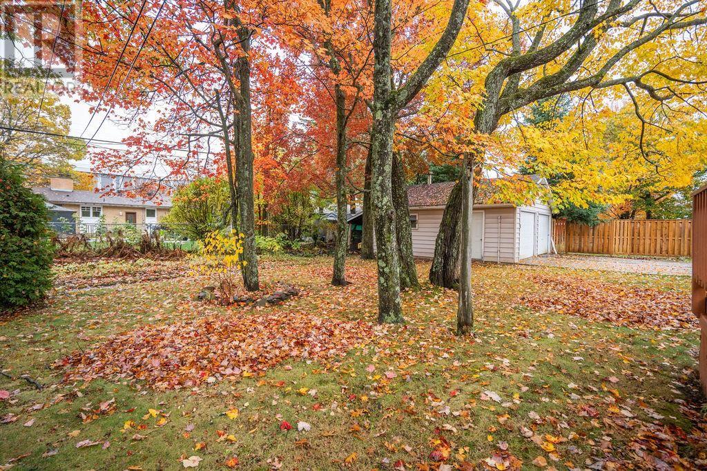 19 Sharon Cres, Sault Ste. Marie, Ontario P6B 4J5 - Photo 32 - SM262881