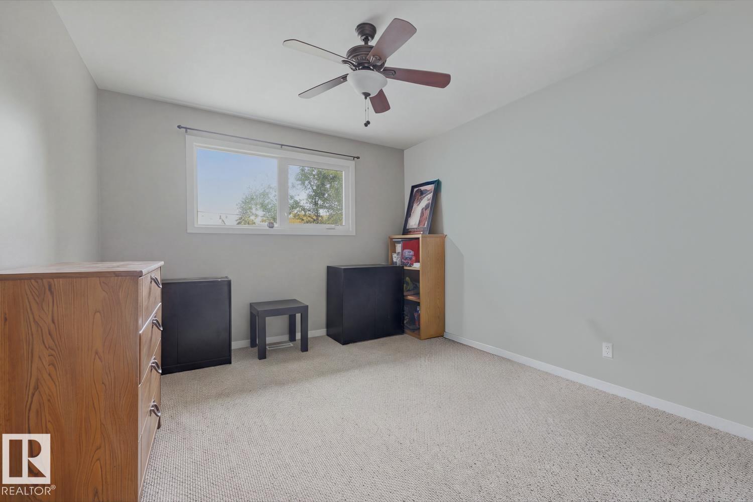 4727 105 ST NW