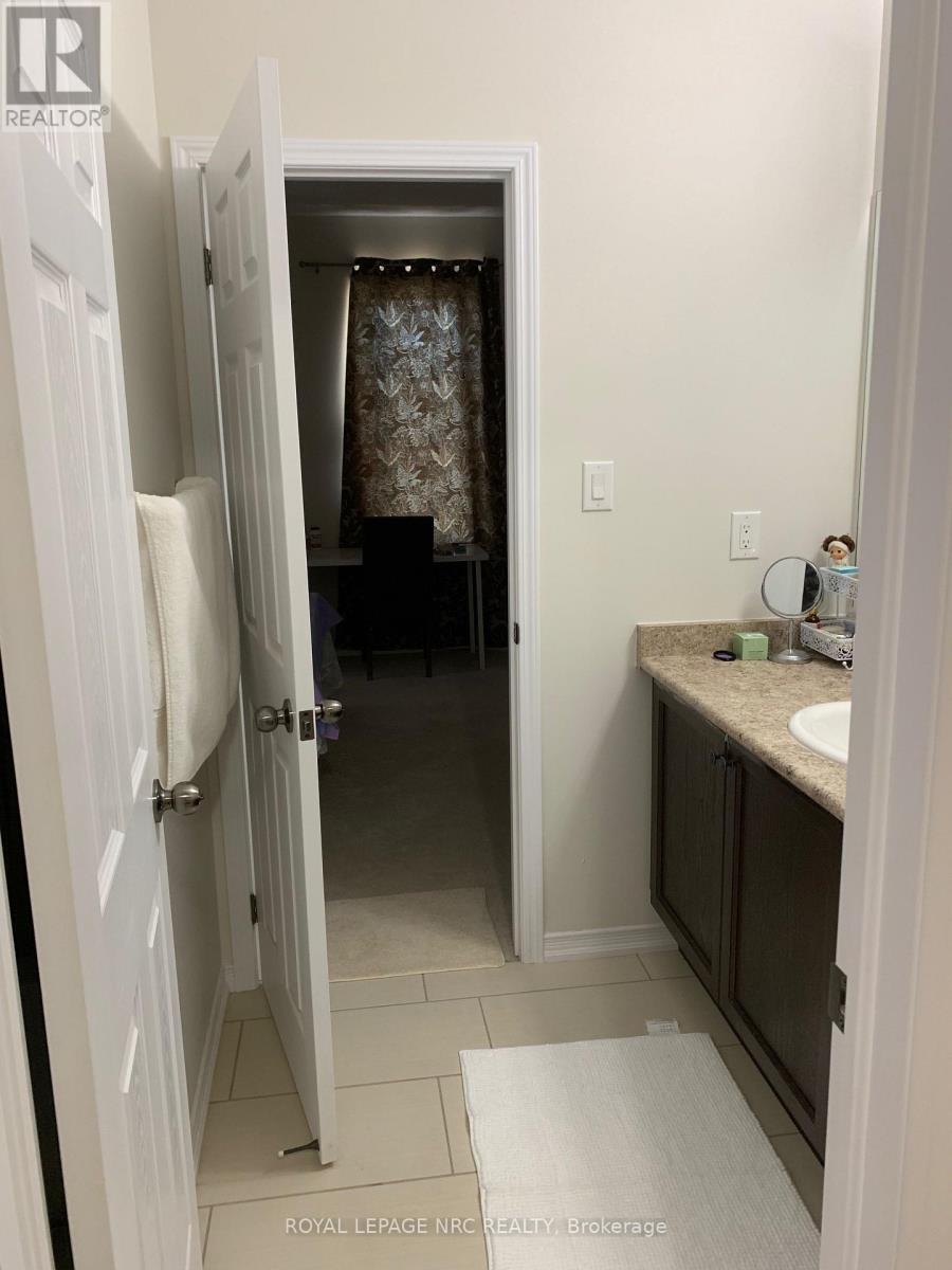 7969 Buckeye Crescent, Niagara Falls, Ontario  L2H 2Y6 - Photo 19 - X14033012