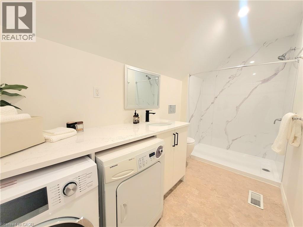 121 Blucher Street Unit# 2, Kitchener, Ontario  N2H 5V2 - Photo 5 - 40871083