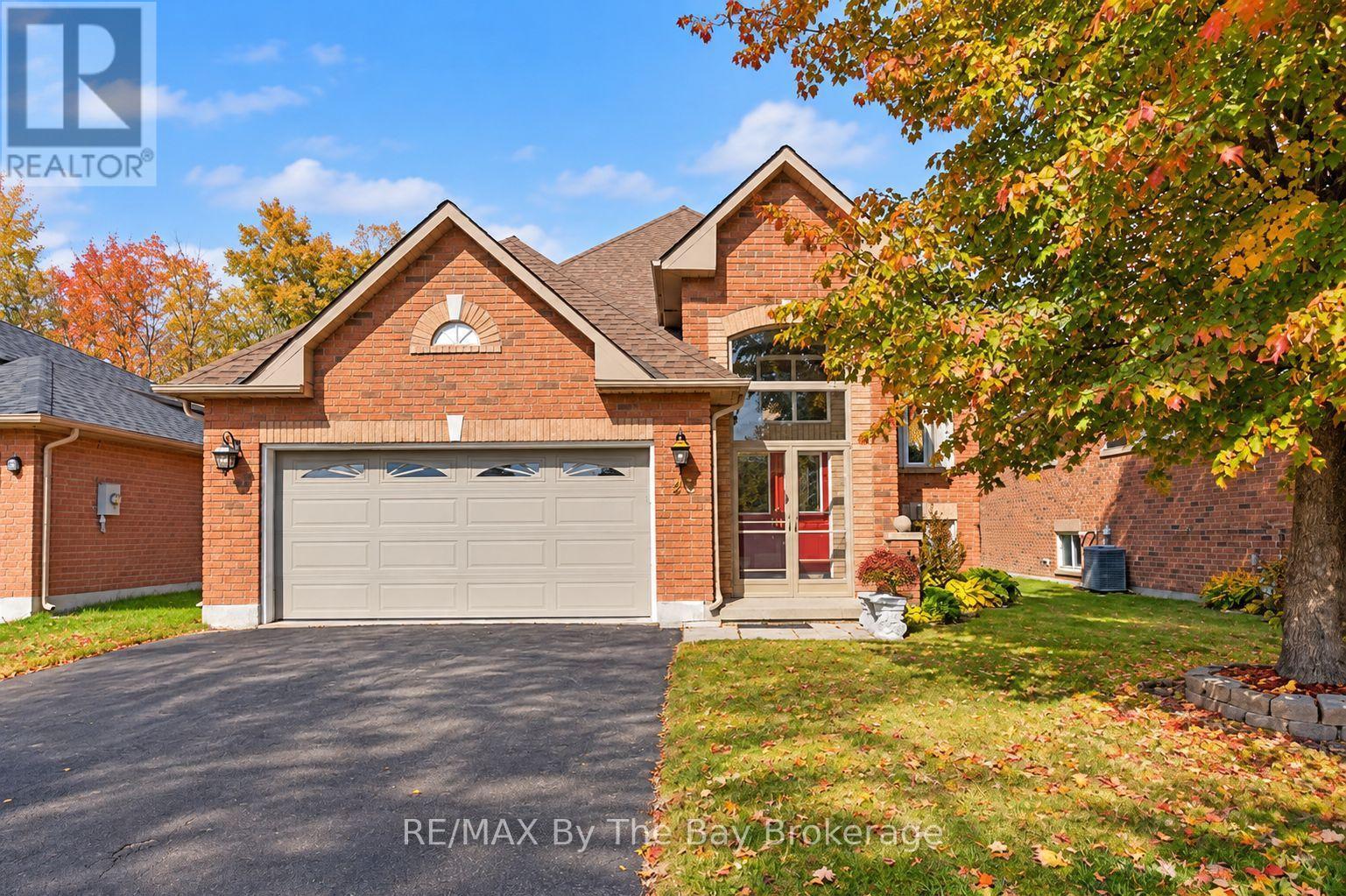 33 TELFER ROAD, Collingwood, Ontario