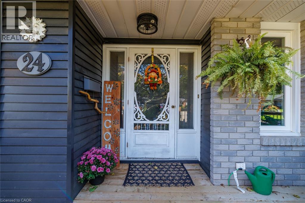 24 Inglewood Court, Grimsby, Ontario  L3M 4S2 - Photo 6 - 40871148