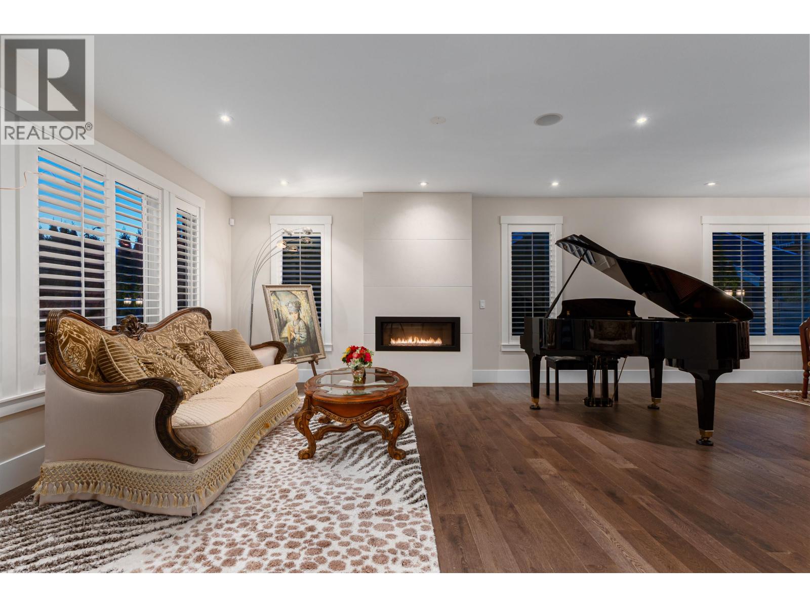 4168 HIGHLAND BOULEVARD
