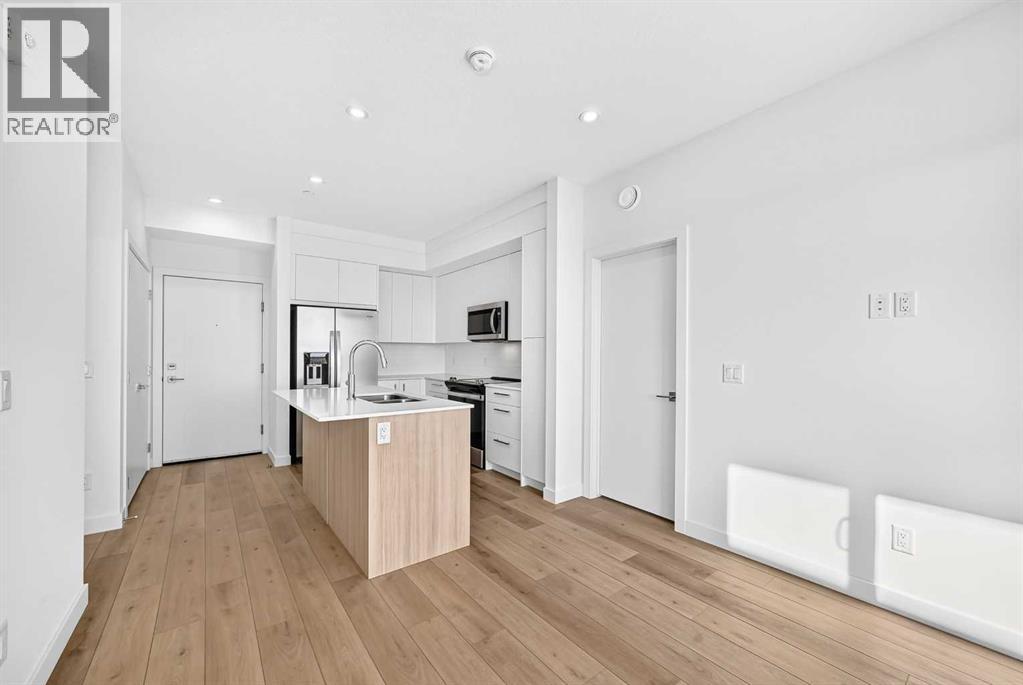 3611, 150 Carrington Gate NW