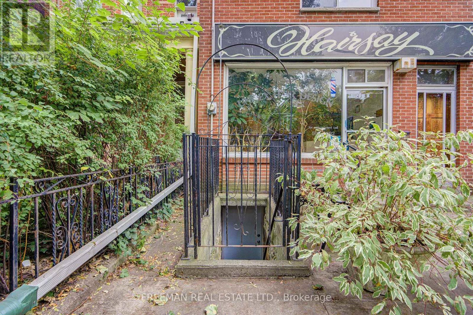 492 Manning Avenue, Toronto, Ontario  M6G 2V7 - Photo 27 - C14032992