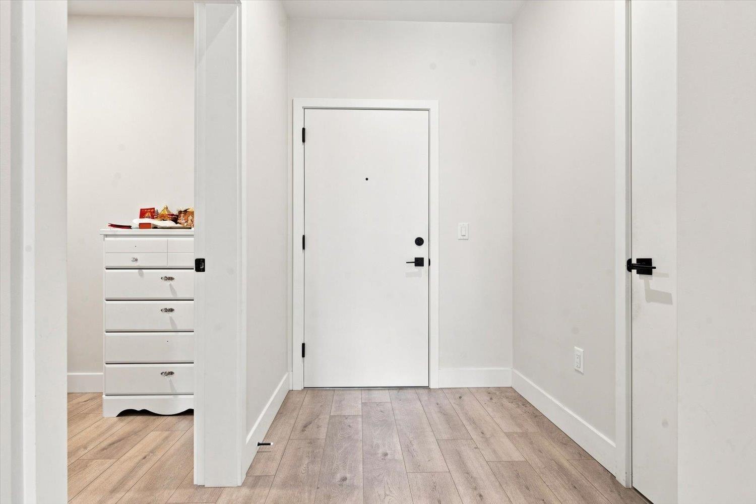 410 45511 CAMPUS DRIVE|Garrison Crossing
