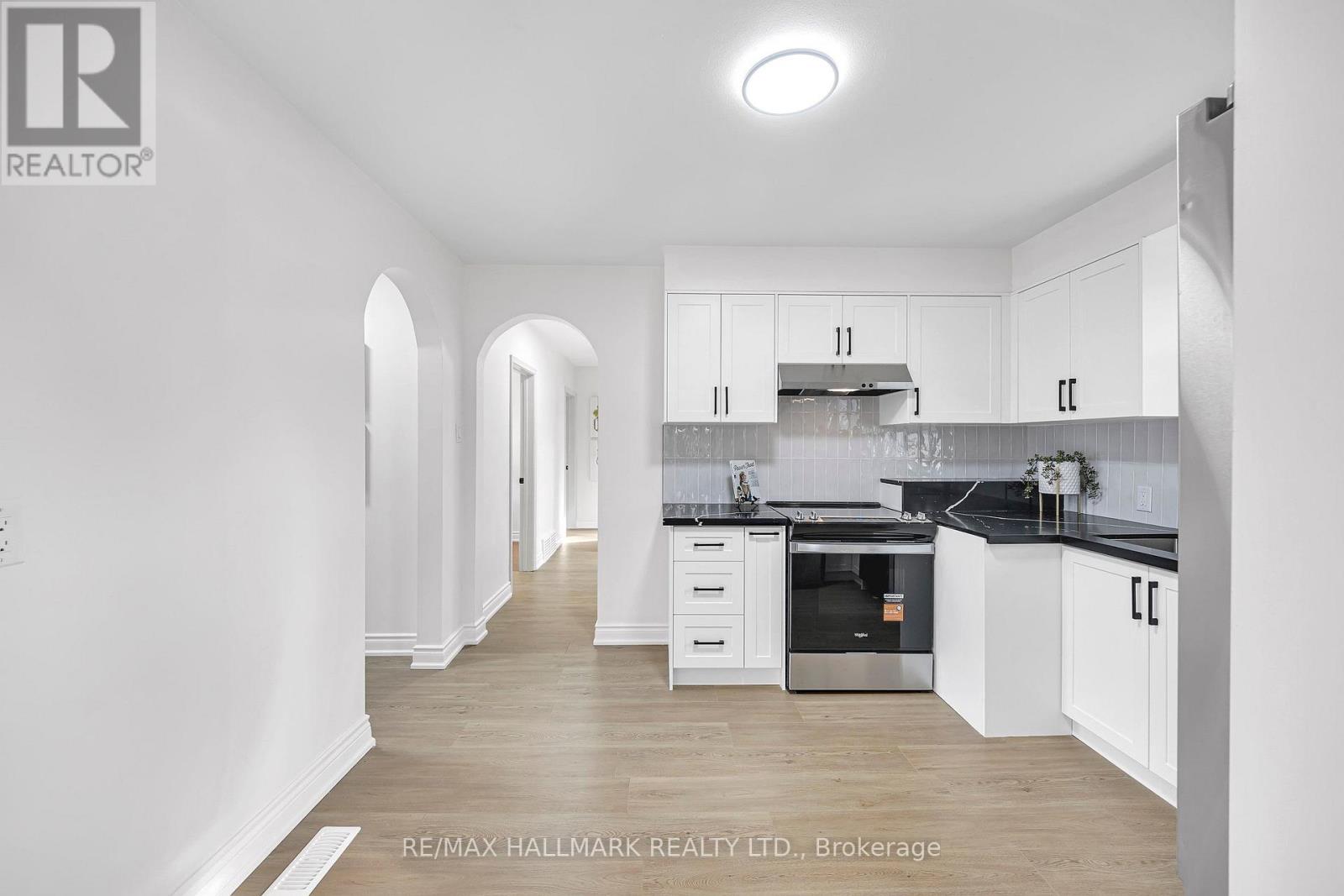 104 Benshire Drive, Toronto, Ontario  M1H 1M5 - Photo 12 - E14032978