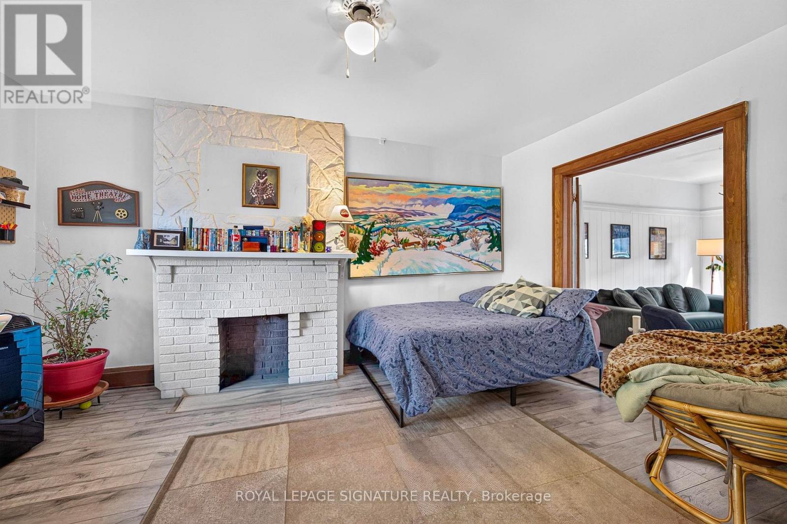 Main - 387 Leslie Street, Toronto, Ontario M4M 3E3 - Photo 3 - E14033004