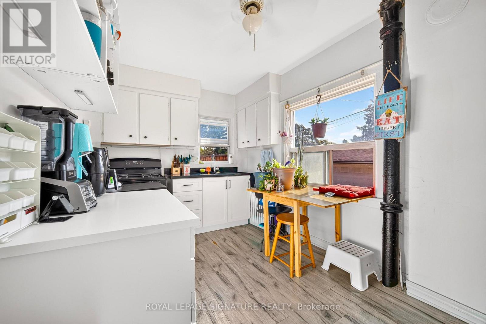 Main - 387 Leslie Street, Toronto, Ontario M4M 3E3 - Photo 9 - E14033004