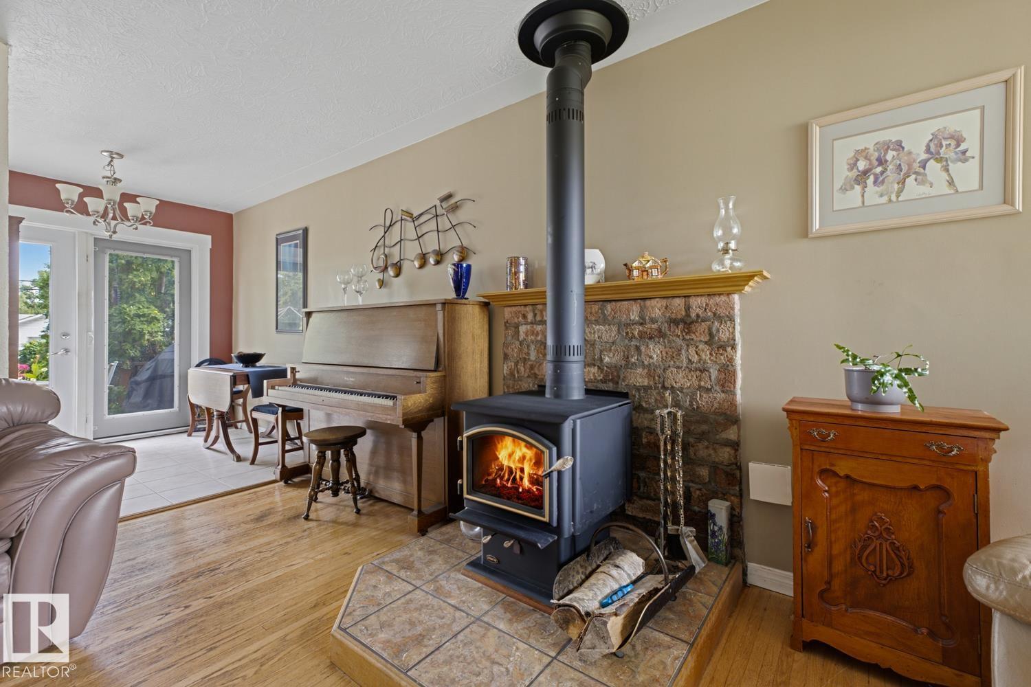 12115 141 ST NW
