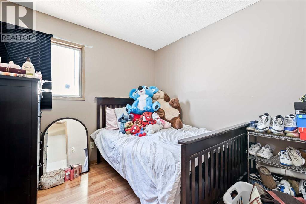 70 Dovercliffe Way, Calgary, Alberta  t2b 2c6 - Photo 24 - A2350478