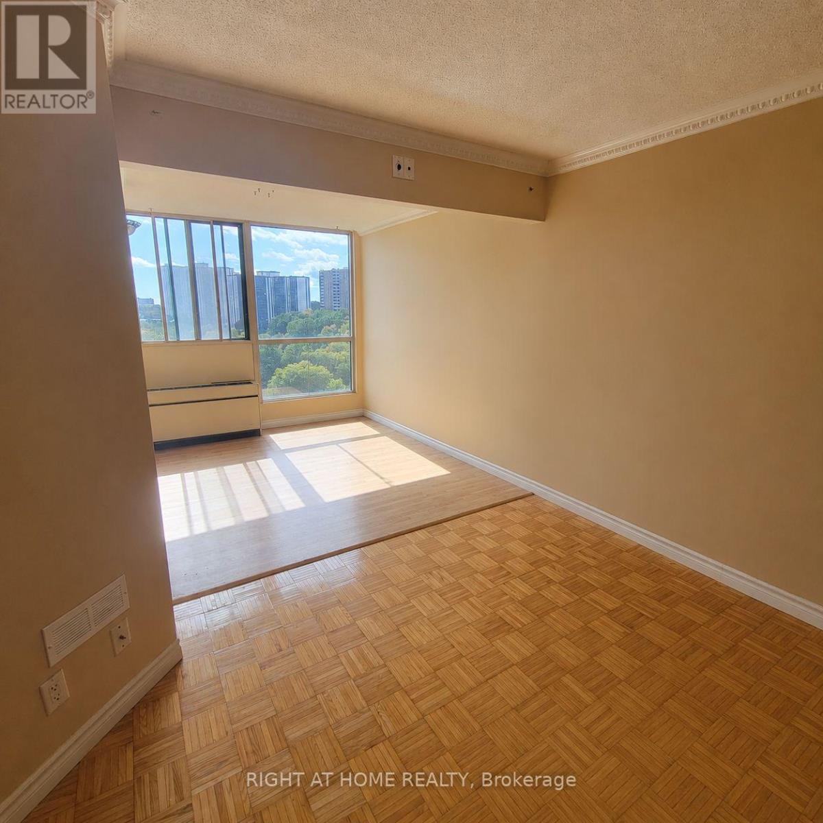 706 - 61 Markbrook Lane, Toronto, Ontario  M9V 5E7 - Photo 7 - W14032958