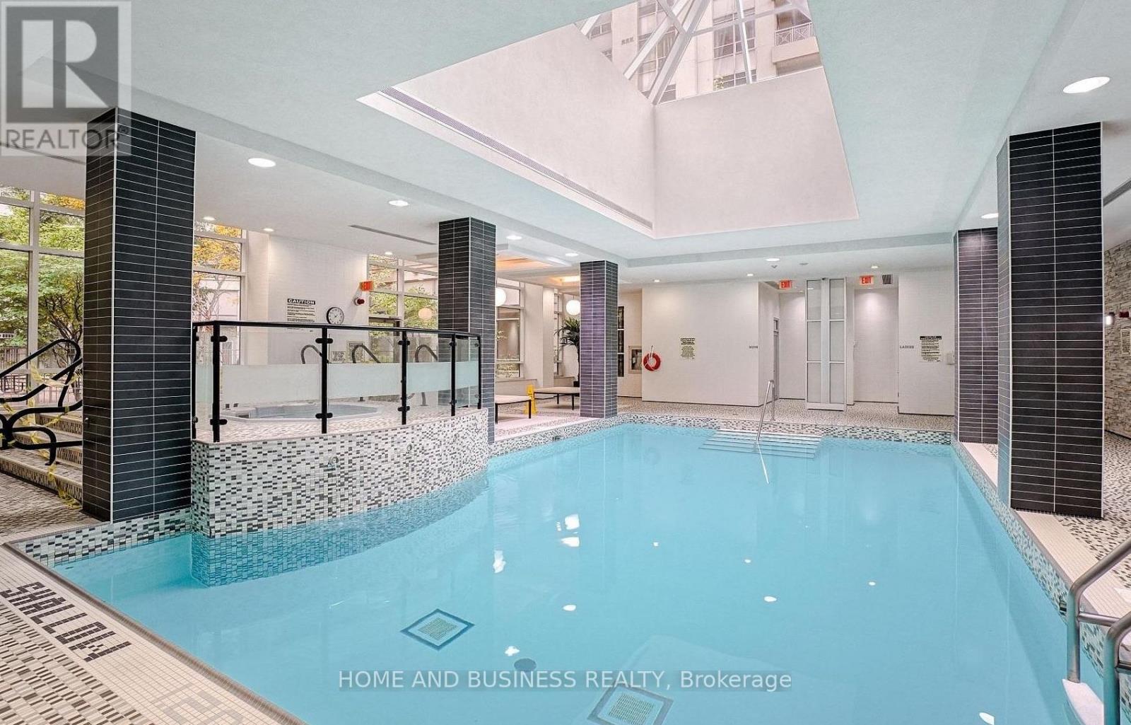 2310 - 310 Burnhamthorpe Road W, Mississauga, Ontario  L5B 4P9 - Photo 17 - W14032990