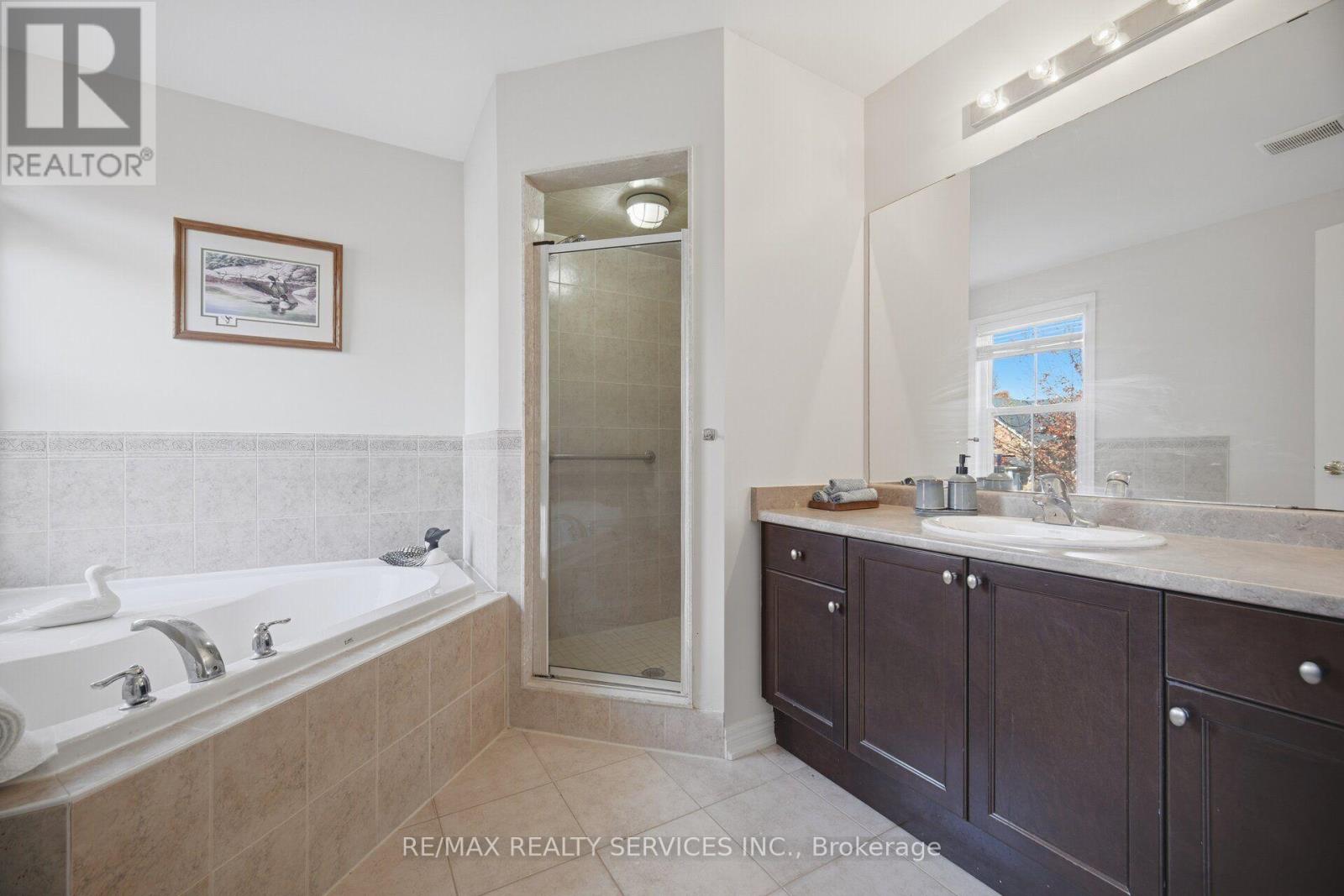 76 North Riverdale Drive, Caledon, Ontario  L7C 1L1 - Photo 26 - W14033038