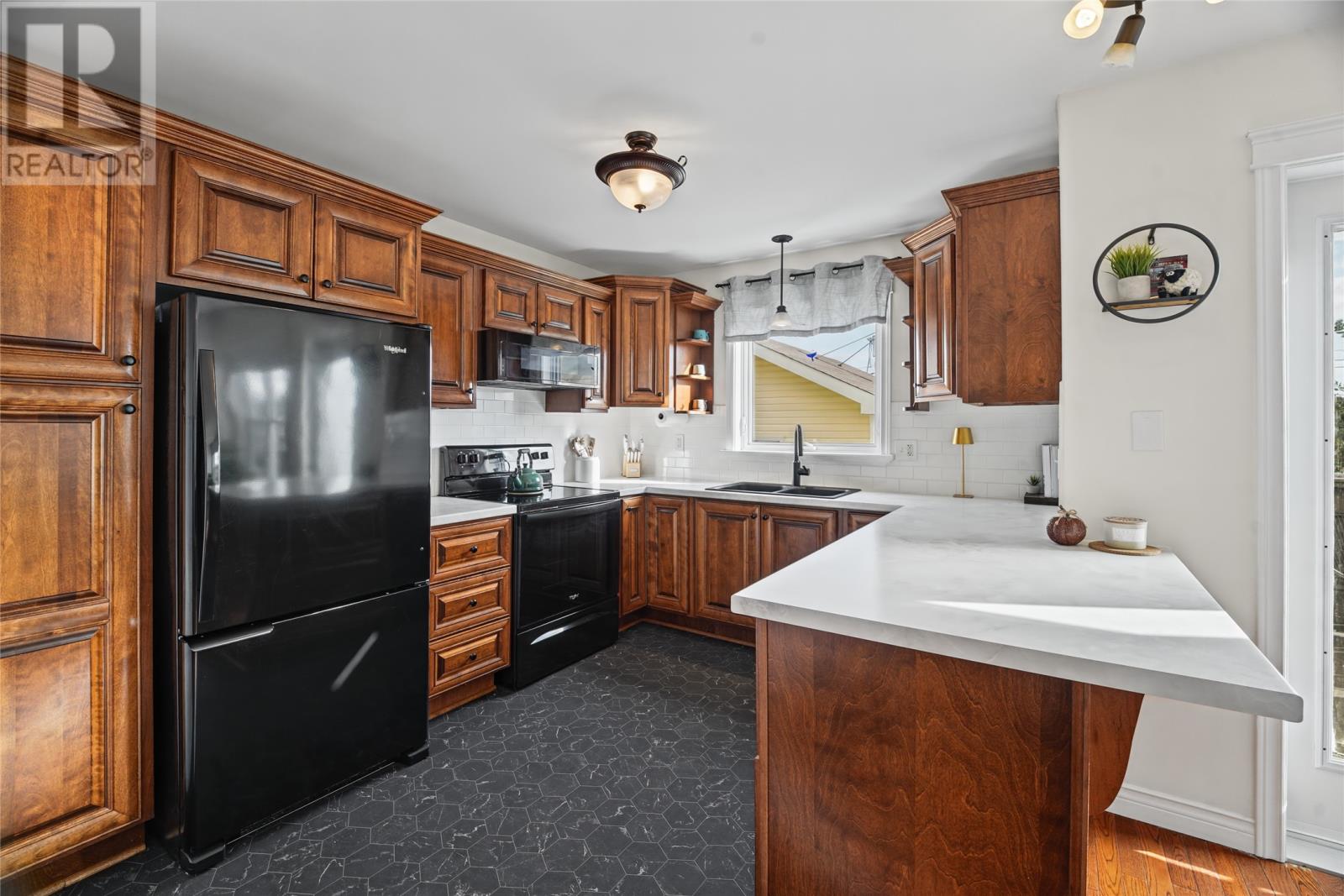 53 Lawrence Pond Road, Conception Bay South — photo 6
