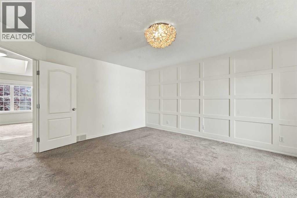 113 Ypres Green SW, Calgary, Alberta  T2T 6M3 - Photo 20 - A2323191
