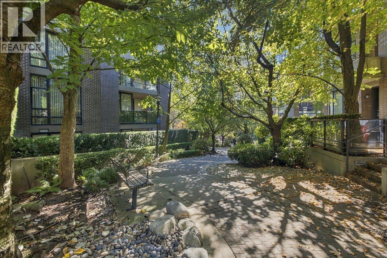 1803 151 W 2nd Street, North Vancouver, British Columbia  V7M 3P1 - Photo 38 - R3174284