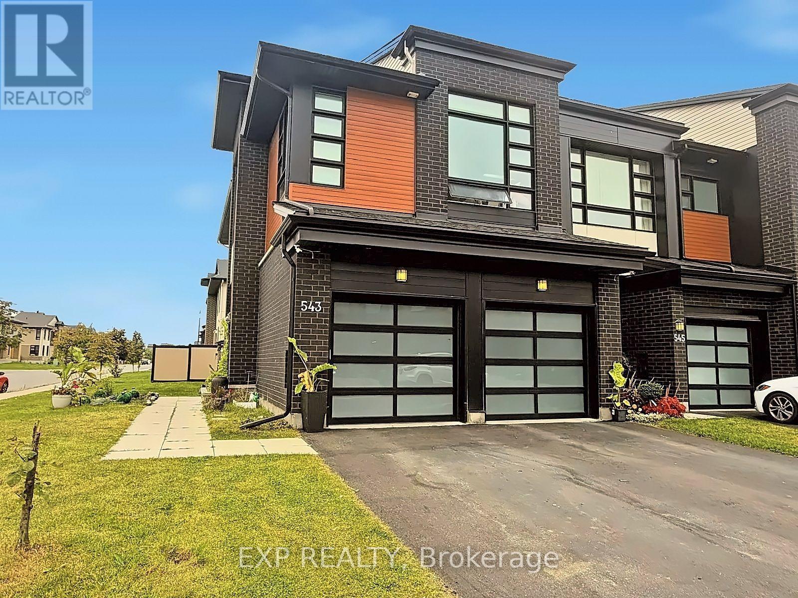 543 Rathburn Lane, Ottawa, Ontario  K1T 0T3 - Photo 3 - X14012038