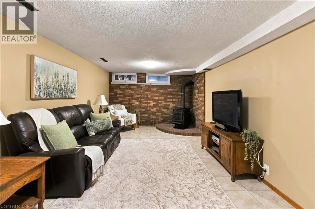 22 Applewood Crescent, Guelph, Ontario  N1H 6B2 - Photo 25 - 40867636