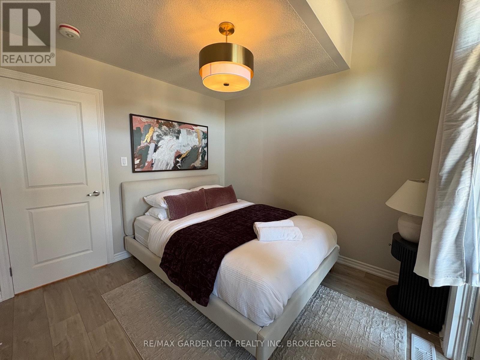 7460 Baycrest Common, Niagara Falls (Oldfield), Ontario  L2G 7V7 - Photo 27 - X14032784