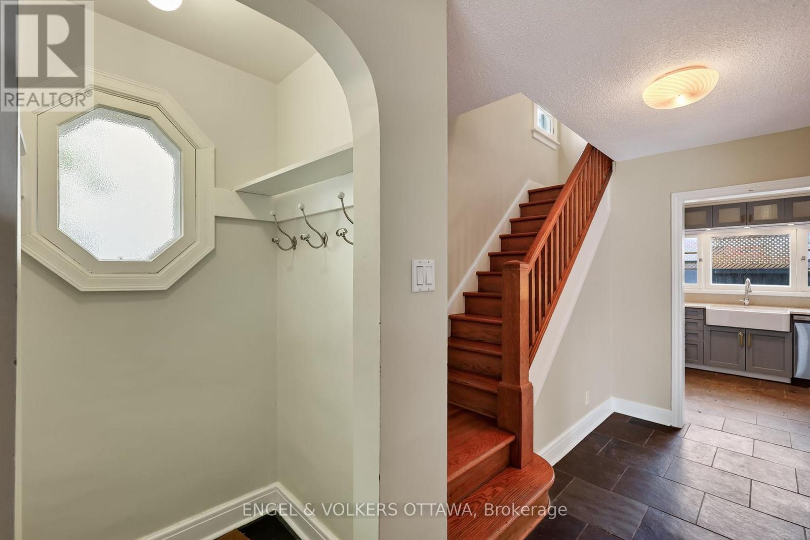 139 Renfrew Avenue, Ottawa, Ontario  K1S 1Z7 - Photo 10 - X14033256