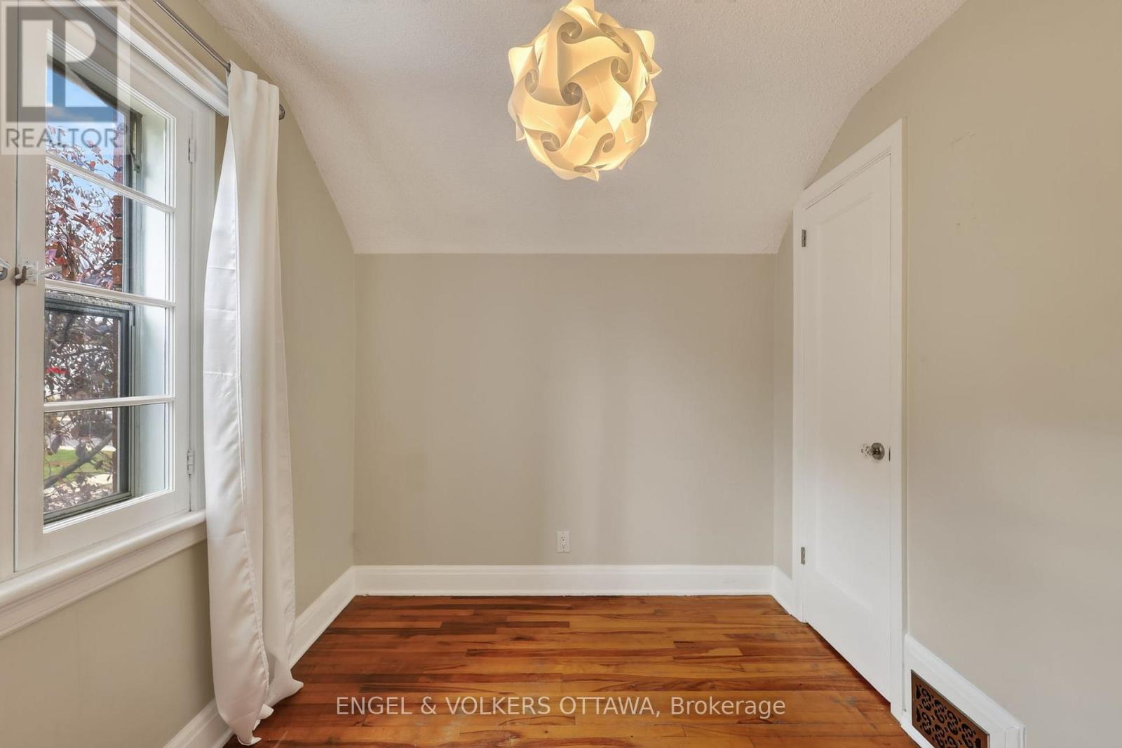 139 Renfrew Avenue, Ottawa, Ontario  K1S 1Z7 - Photo 23 - X14033256