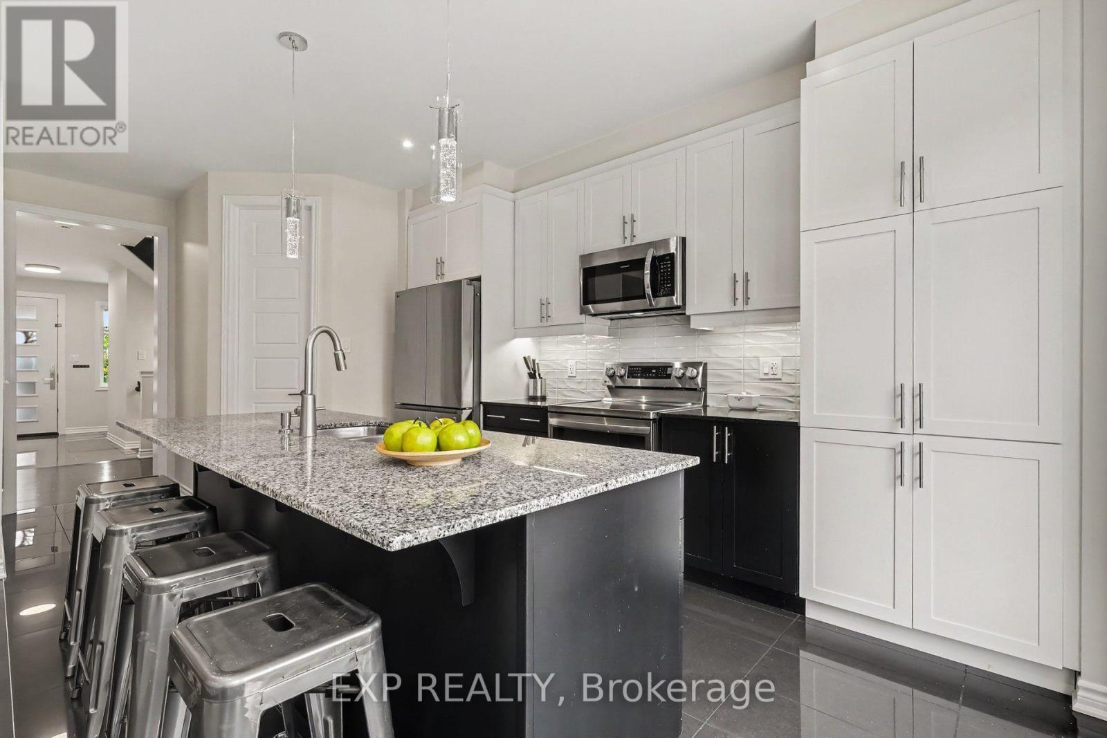 127 Switch Grass Crescent, Ottawa, Ontario  K2J 5Z3 - Photo 13 - X14033300