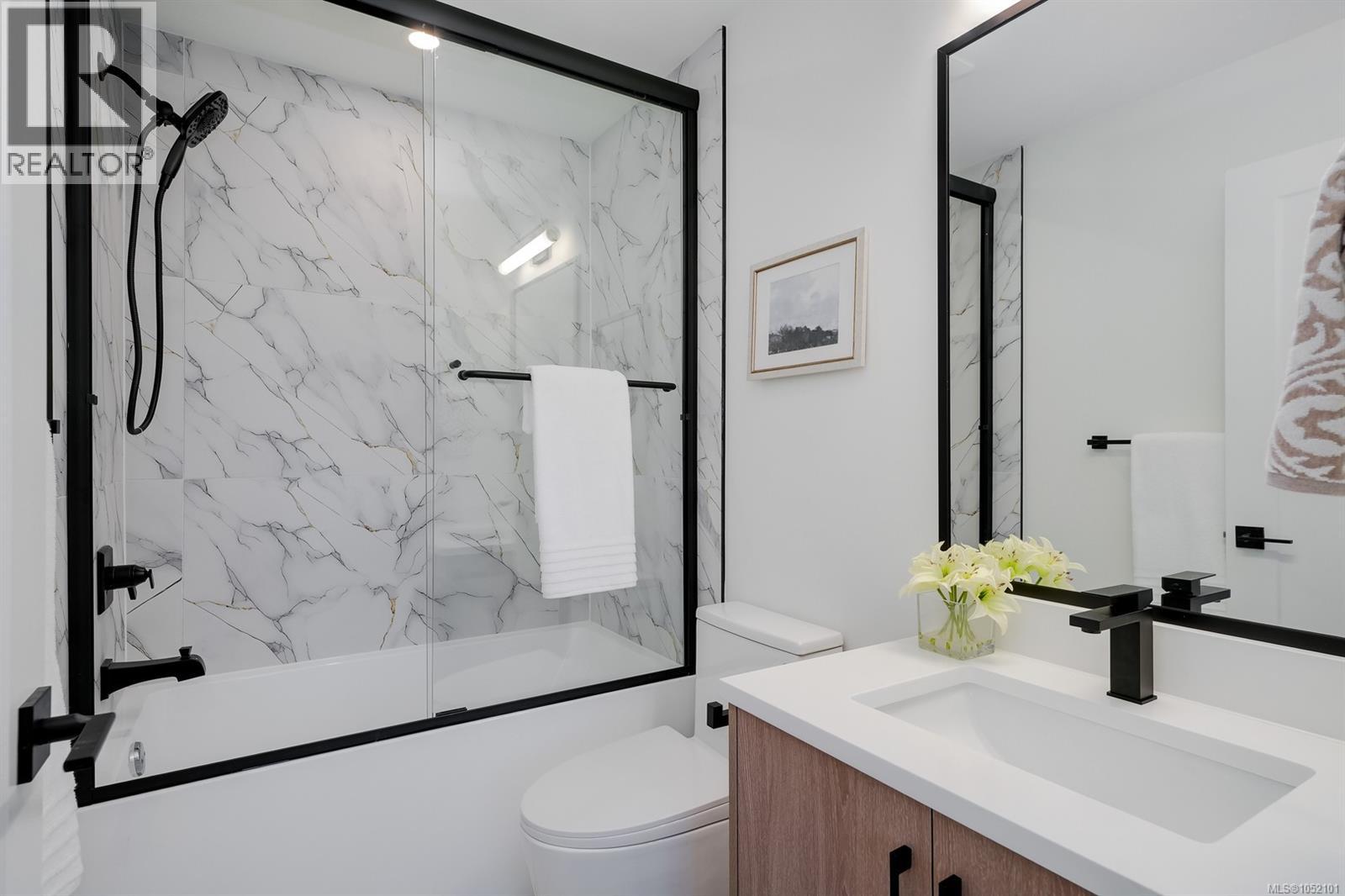 3 4068 Tuxedo Dr