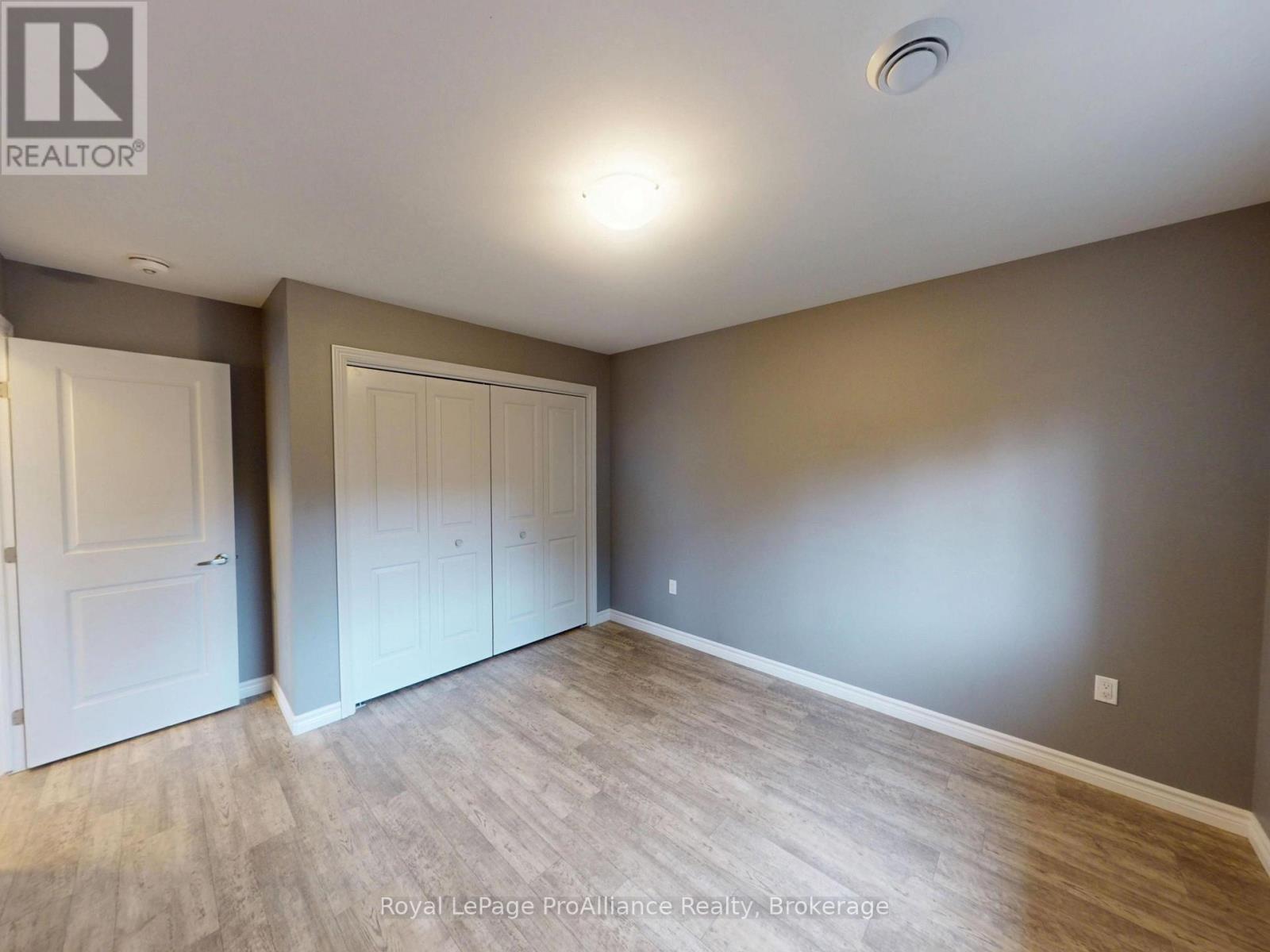 70 Ridgeway Place, Belleville, Ontario  K8P 0E6 - Photo 15 - X14033298