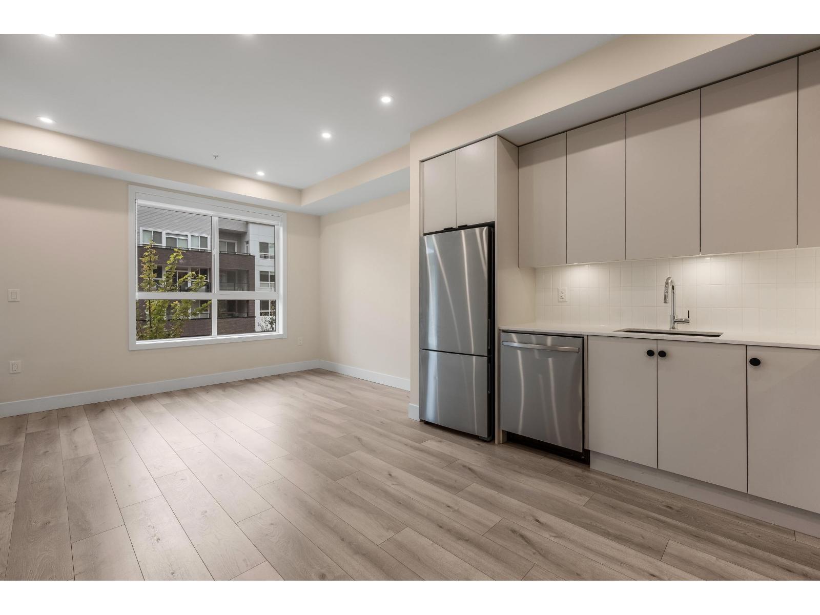 307 45511 CAMPUS DRIVE|Garrison Crossing