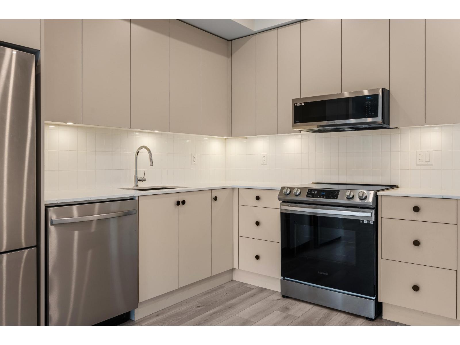 307 45511 CAMPUS DRIVE|Garrison Crossing