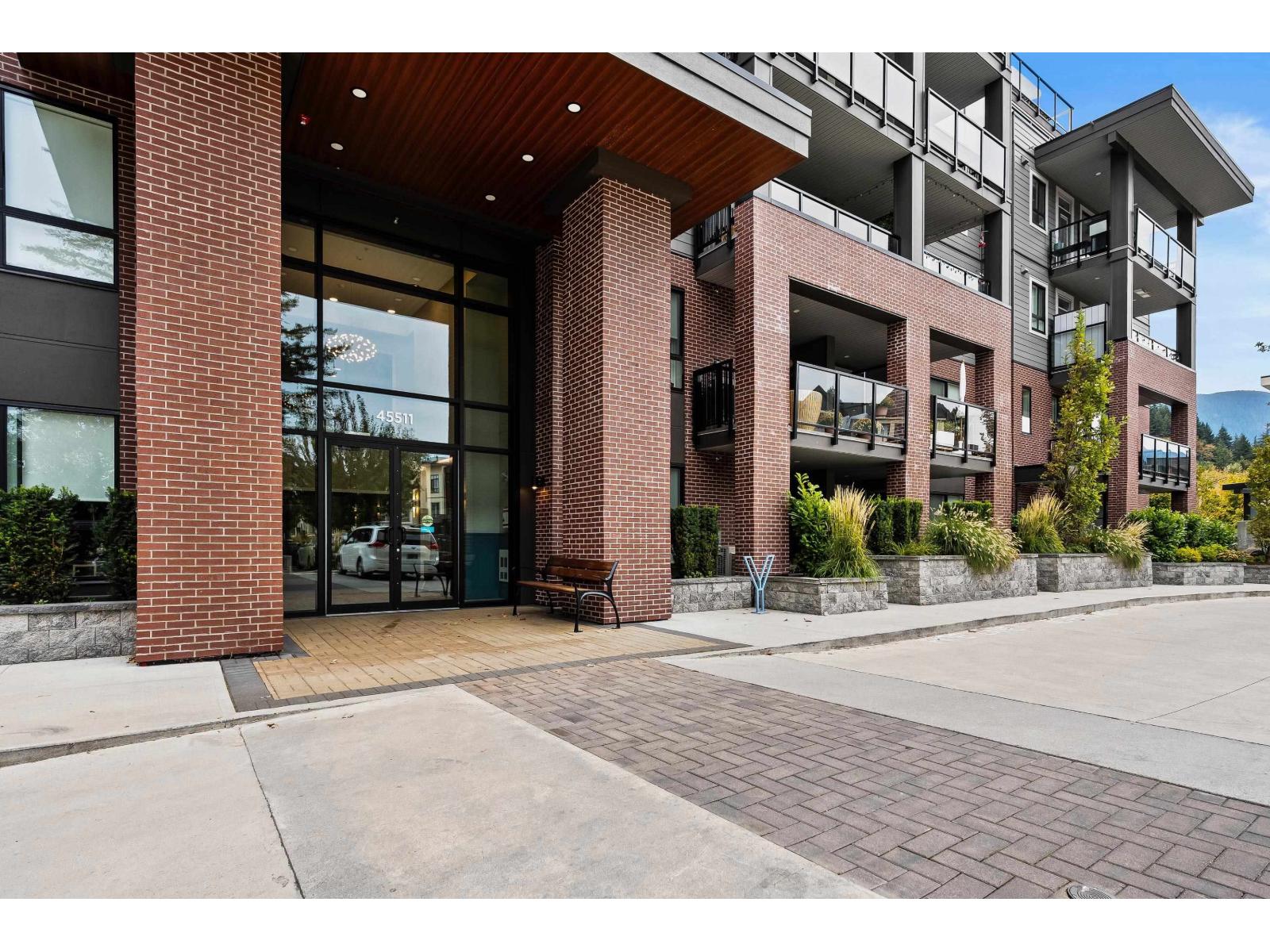 307 45511 CAMPUS DRIVE|Garrison Crossing