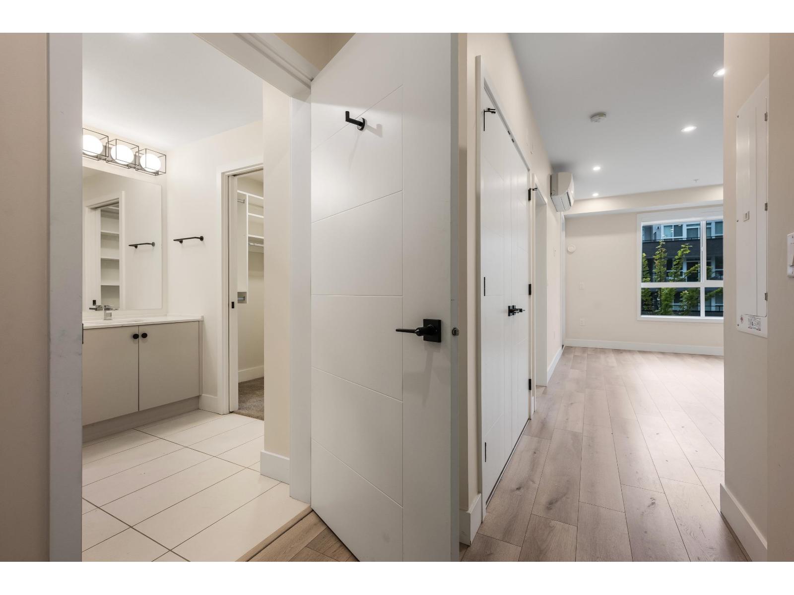 307 45511 CAMPUS DRIVE|Garrison Crossing