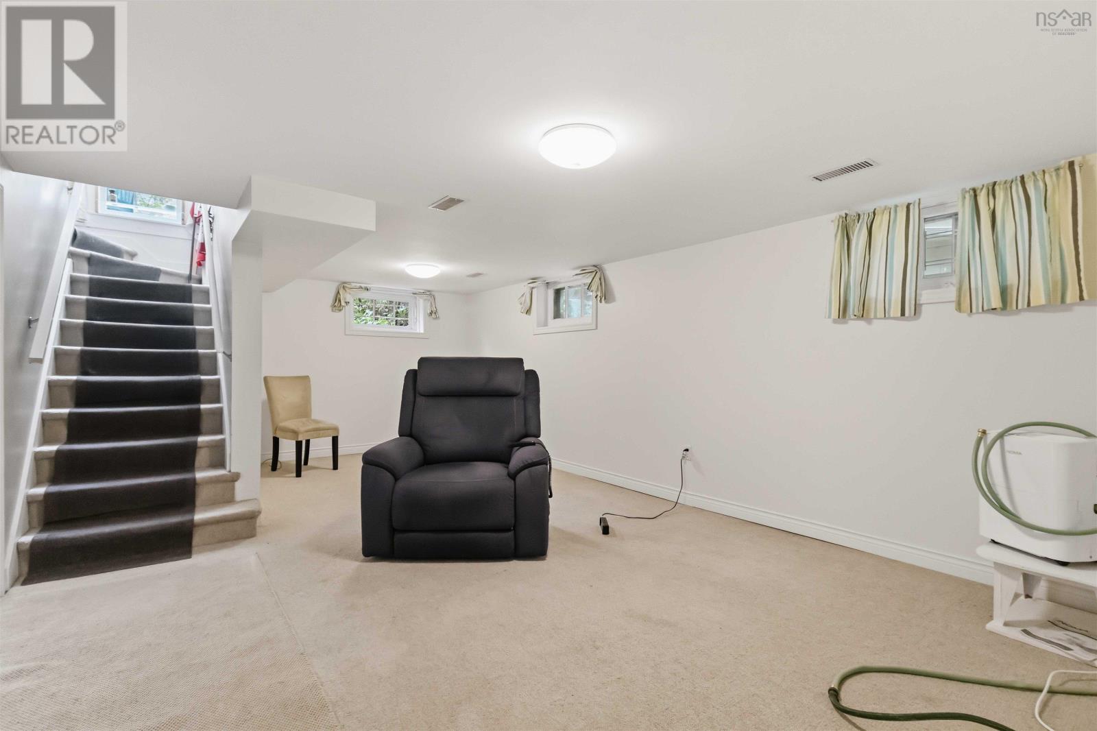 6930 Patricia Street, Halifax Regional Municipality, Nova Scotia  B3L 1J4 - Photo 31 - 202625734