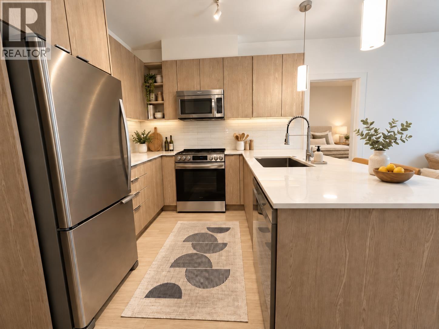 211 1150 Bailey Street, Squamish, British Columbia  V8B 0R4 - Photo 2 - R3167007