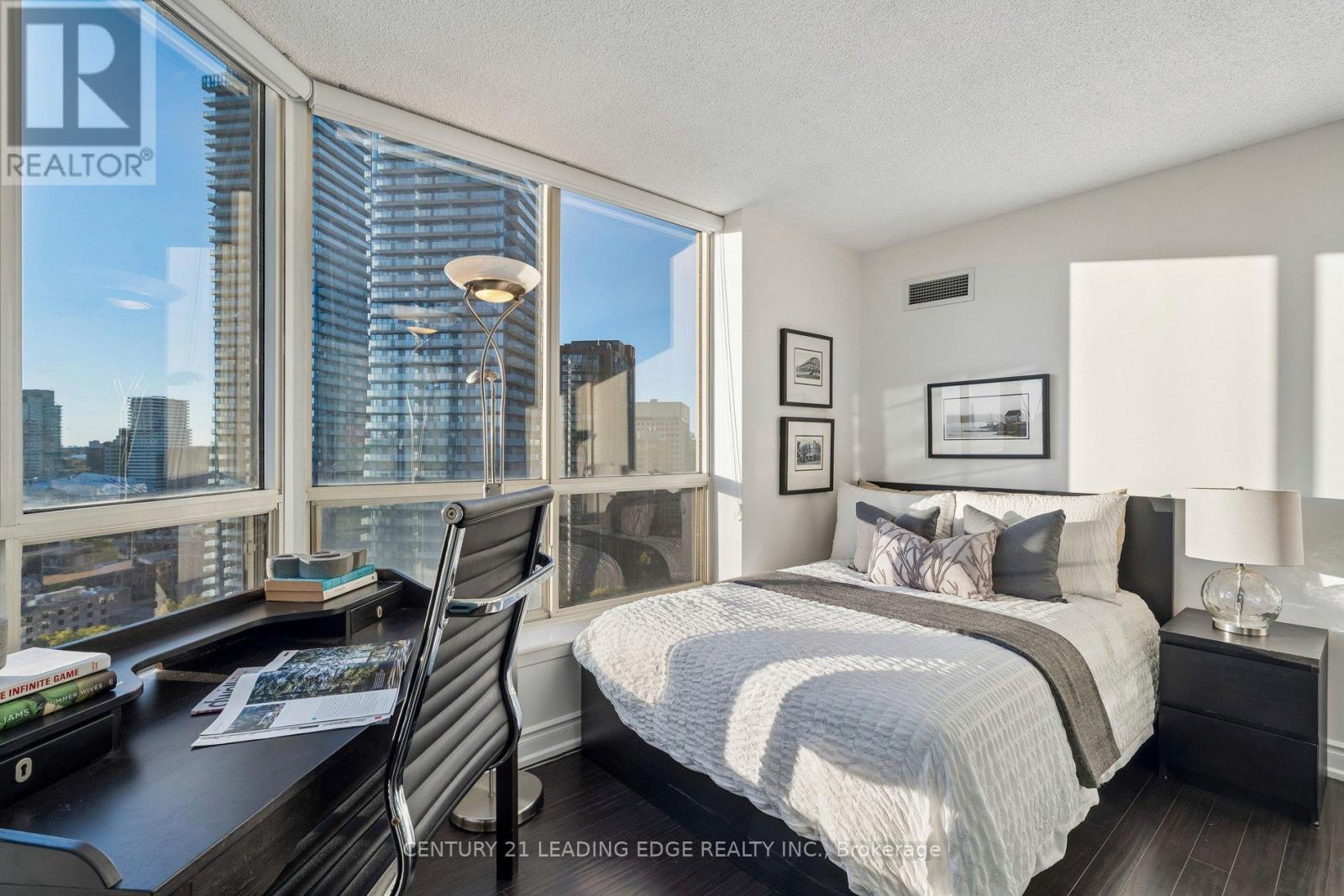 2214 - 44 St Joseph Street, Toronto, Ontario  M4Y 2W4 - Photo 29 - C14033124