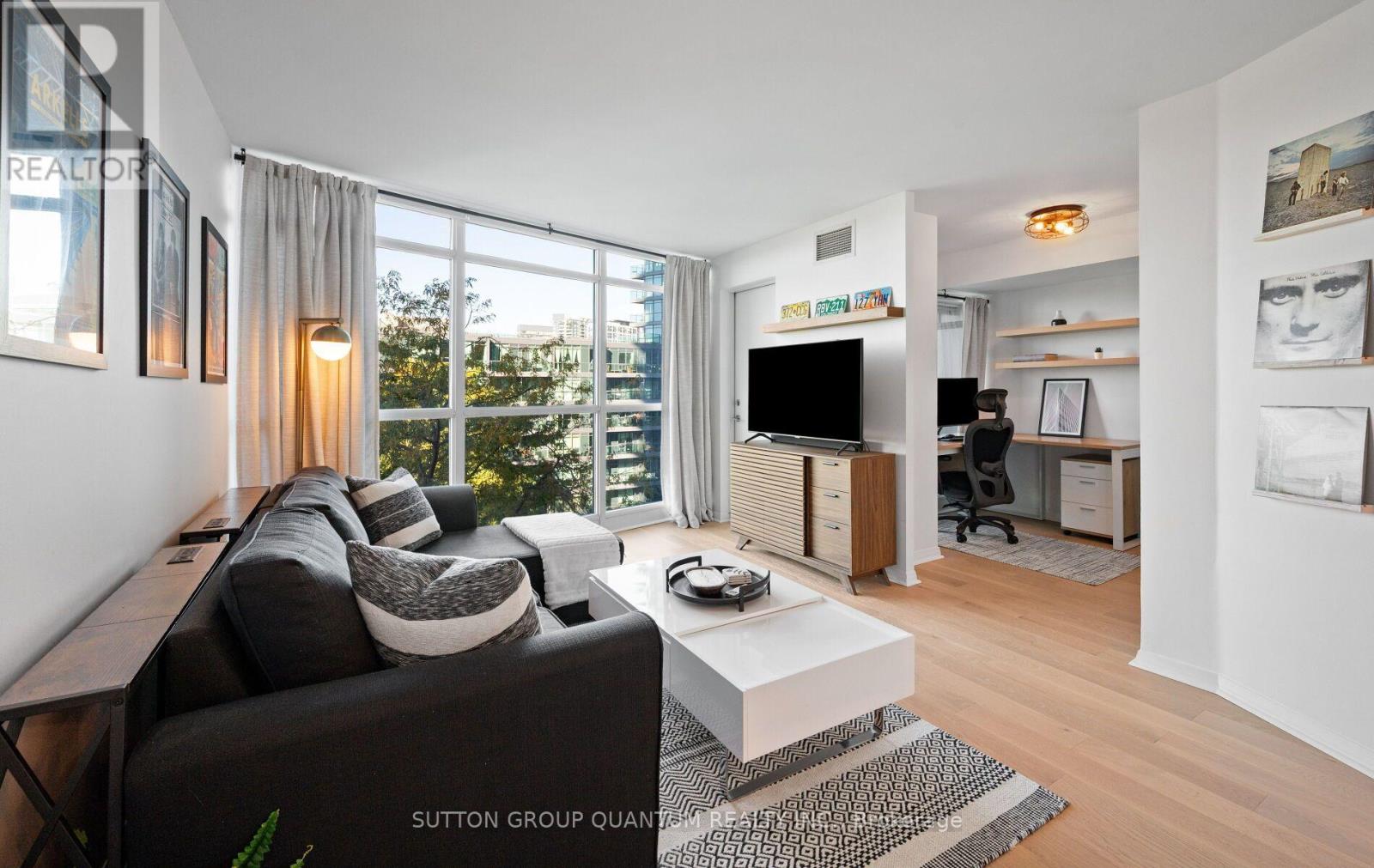 1110 - 219 Fort York Boulevard, Toronto, Ontario  M5V 1B1 - Photo 3 - C14033198