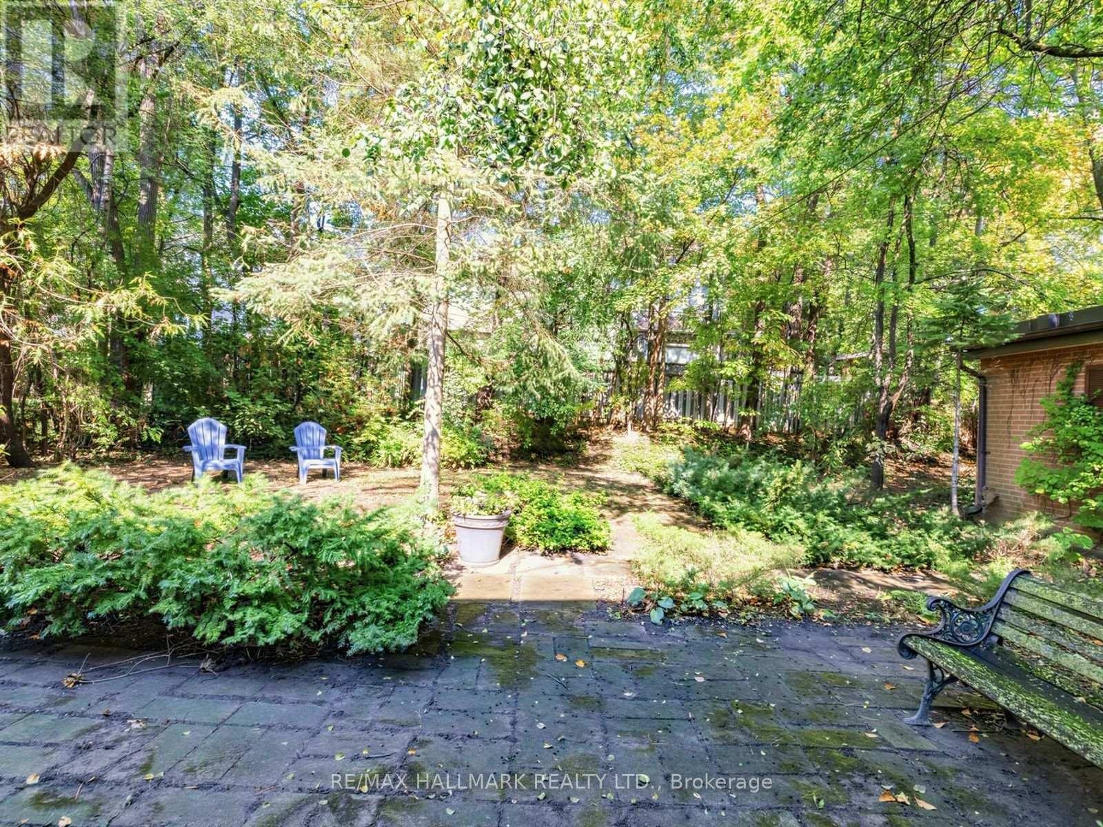 91 Larkfield Drive, Toronto, Ontario  M3B 2H6 - Photo 26 - C14033236