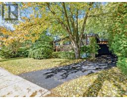91 LARKFIELD DRIVE, Toronto, Ontario