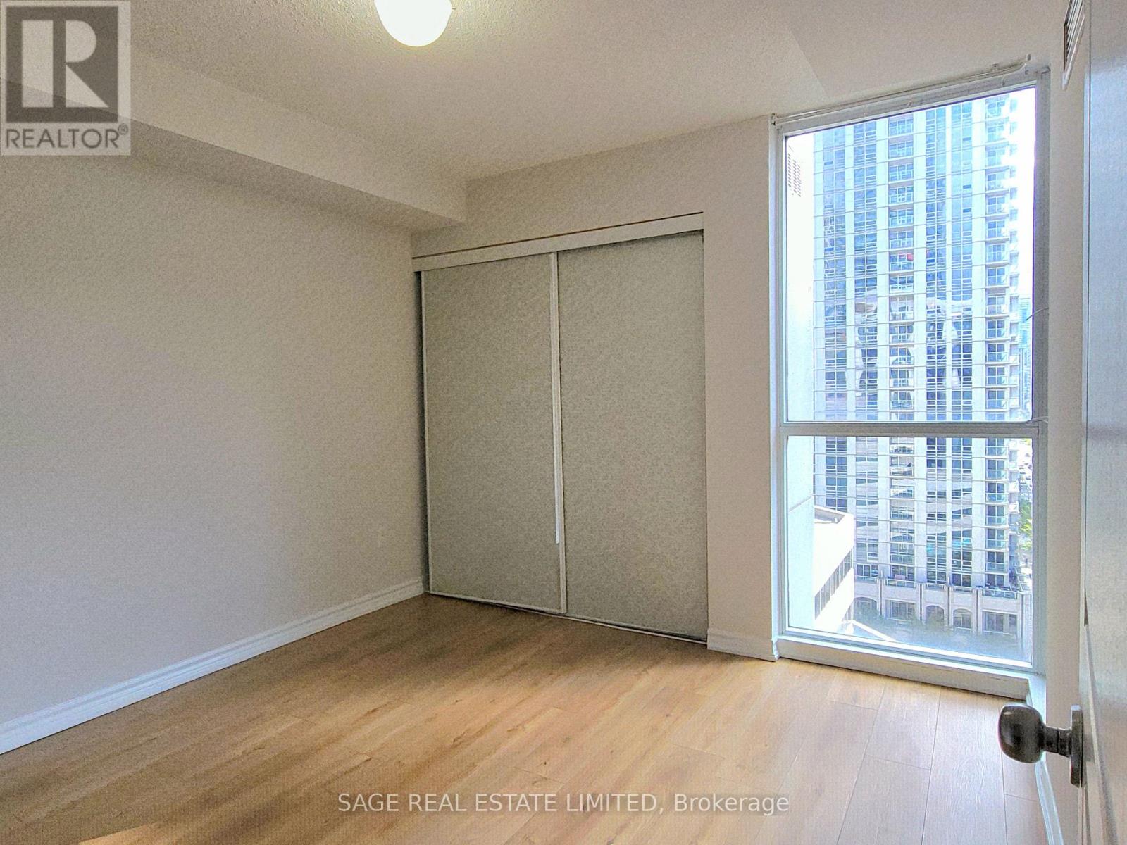 1505 - 801 Bay Street, Toronto, Ontario M5S 1Y9 - Photo 10 - C14033278
