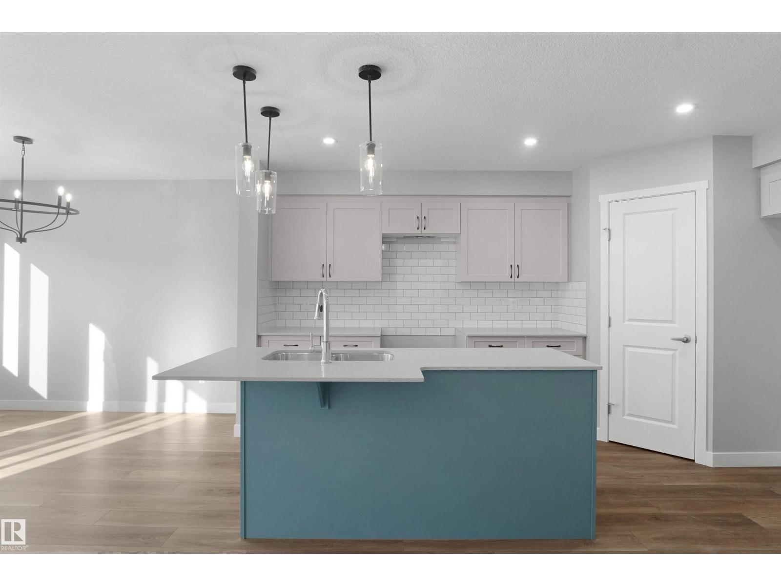 1860 187 ST NW