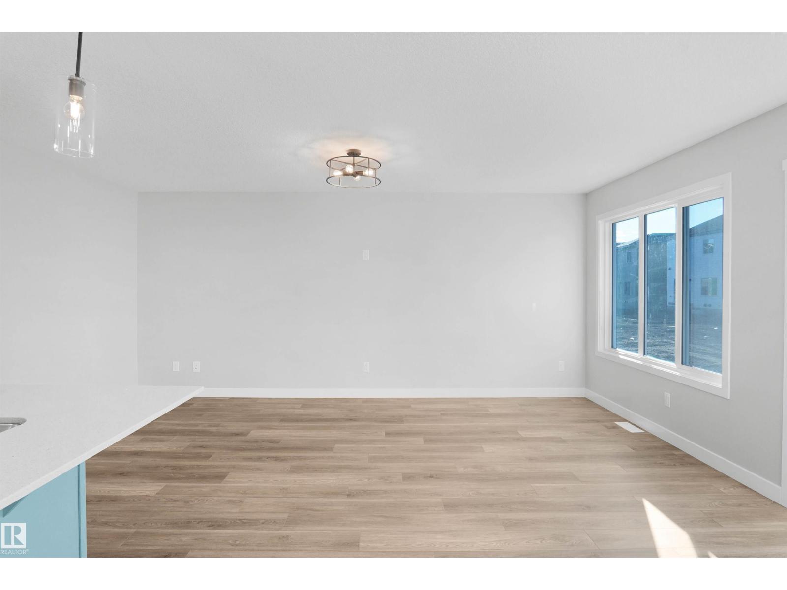 1860 187 ST NW