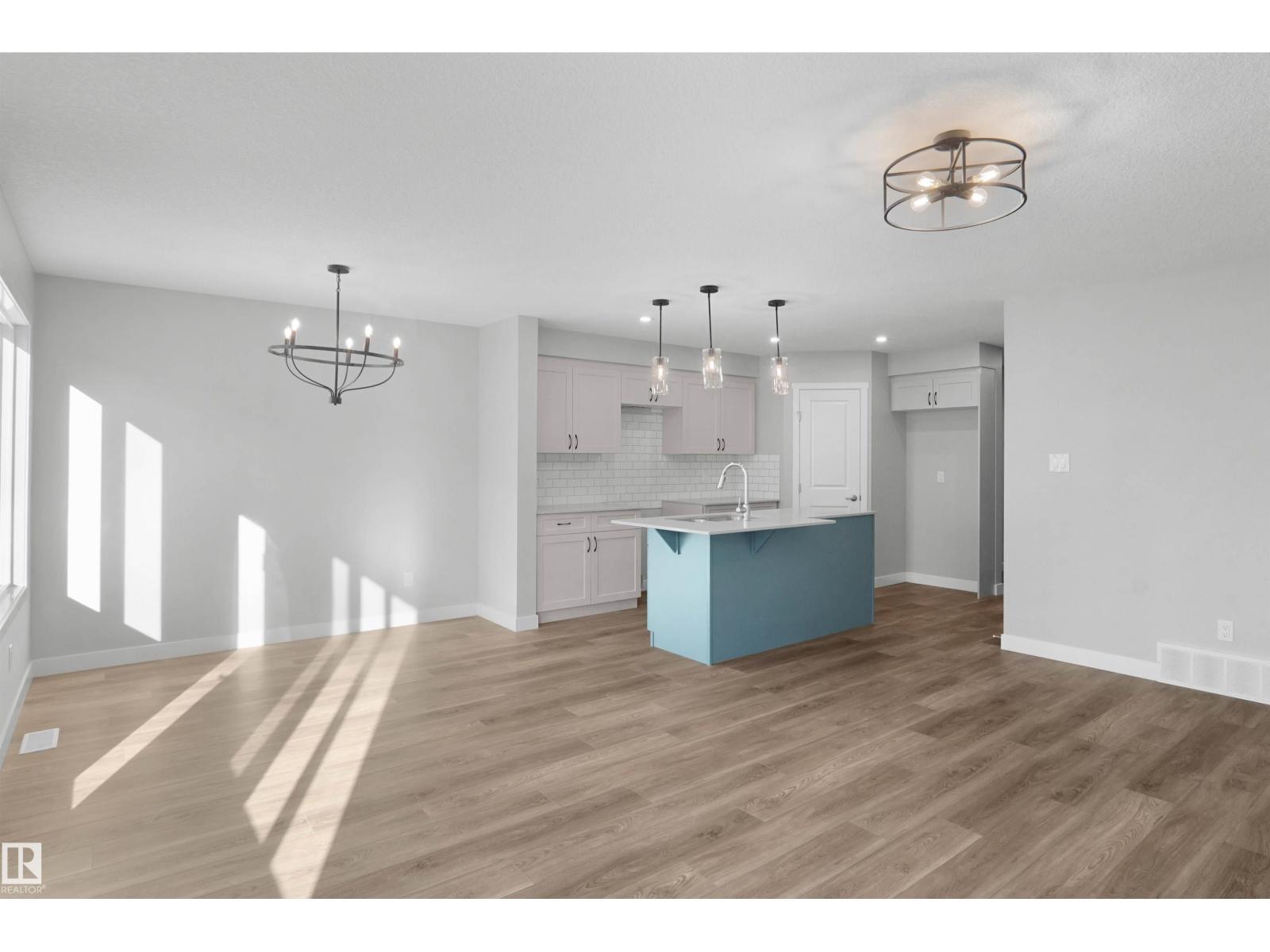1860 187 ST NW