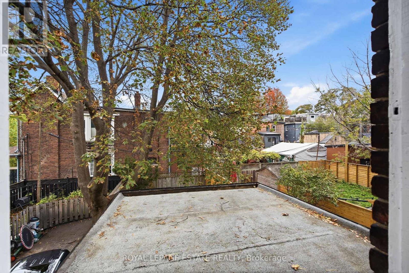 6 Sandford Avenue, Toronto, Ontario  M4L 2E7 - Photo 30 - E14033320