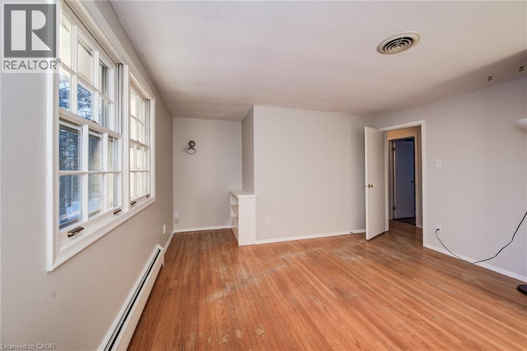 332 Longfellow Drive, Waterloo, Ontario  N2L 2S3 - Photo 22 - 40871318