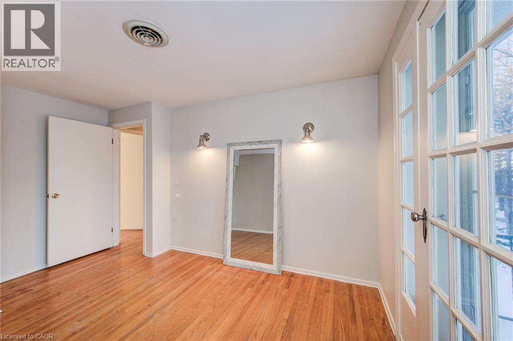 332 Longfellow Drive, Waterloo, Ontario  N2L 2S3 - Photo 16 - 40871318