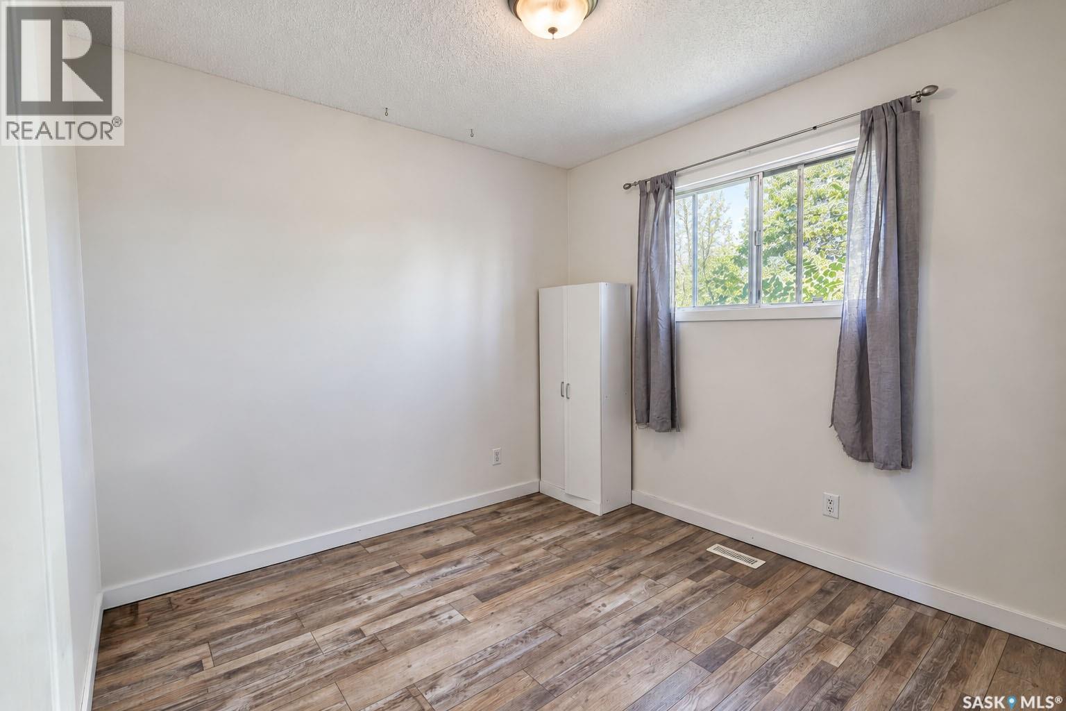 88 Bowerman Crescent, Prince Albert, Saskatchewan  S6V 6G4 - Photo 12 - SK051078