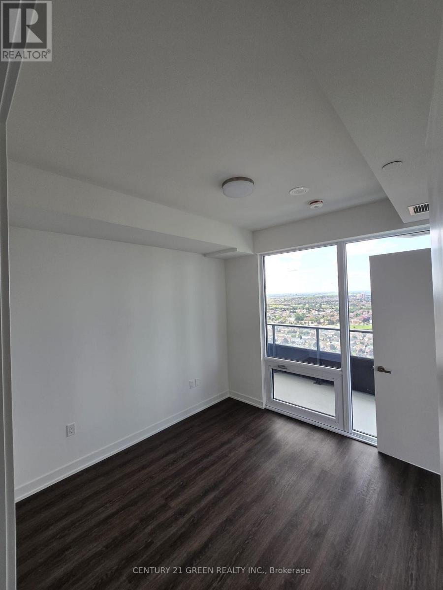 2205 - 448 Burnhamthorpe Road W, Mississauga, Ontario  L5B 0R4 - Photo 4 - W14033050